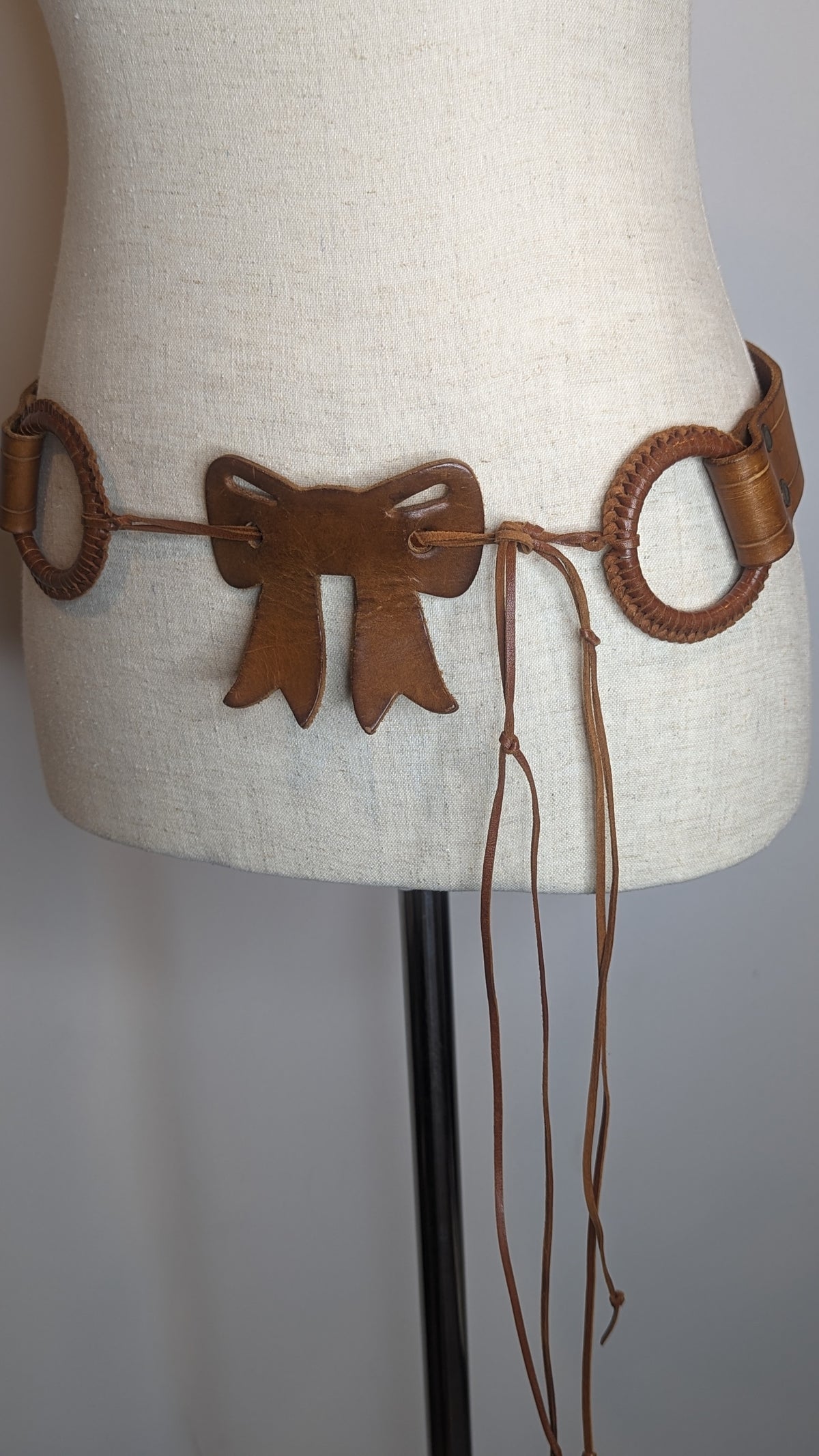 Tan Brown Leather Bow Belt