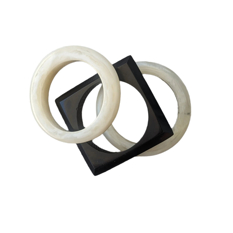 Black & White Bakelite & Resin Bangle / Bracelet Set