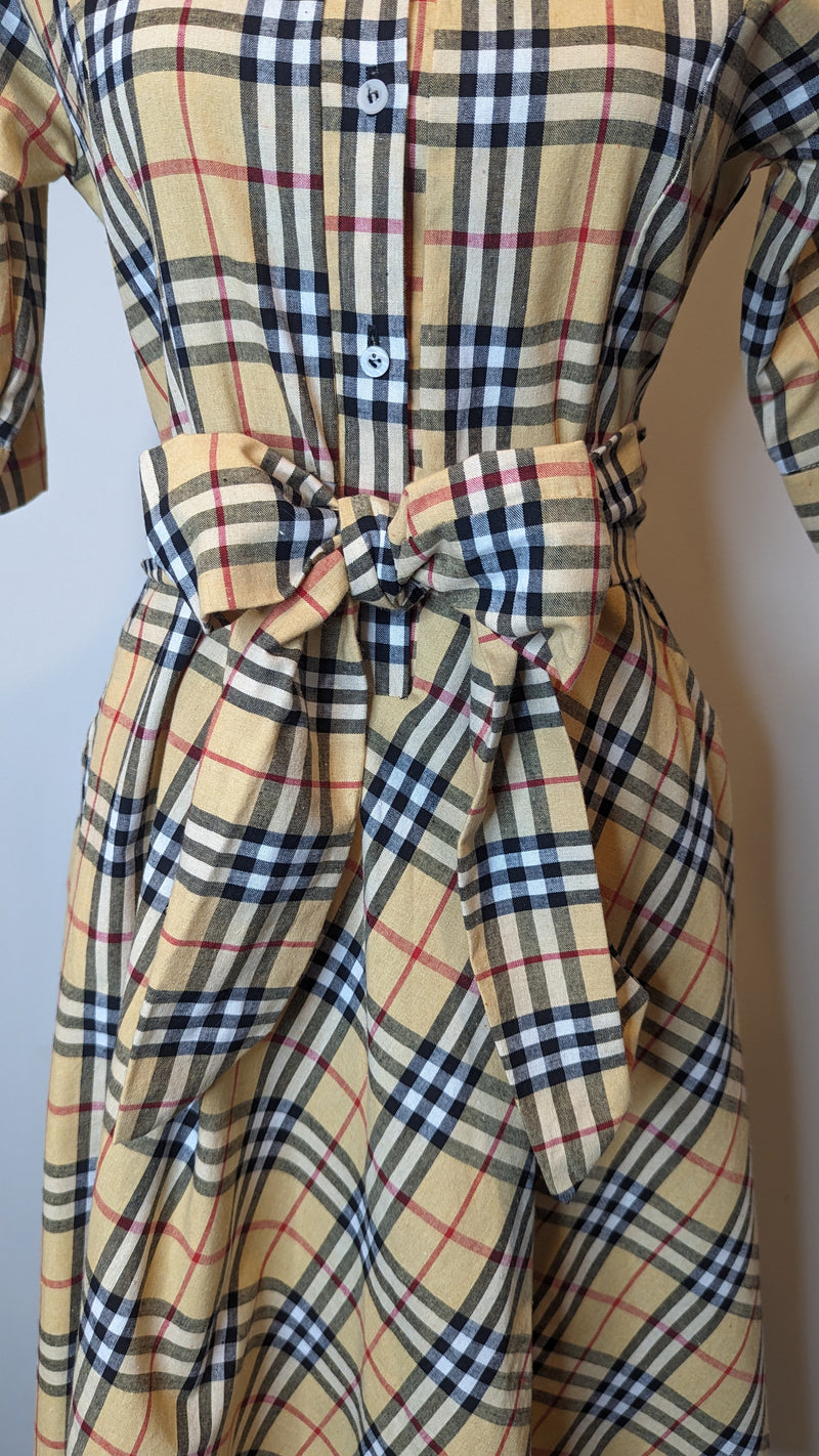 Burberry Look Fit & Fare Dress